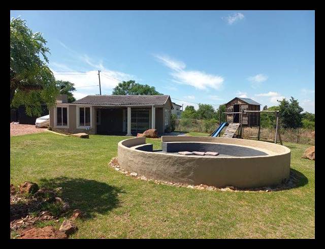 2 BEDROOM HOUSE FOR SALE IN VAAL MARINA